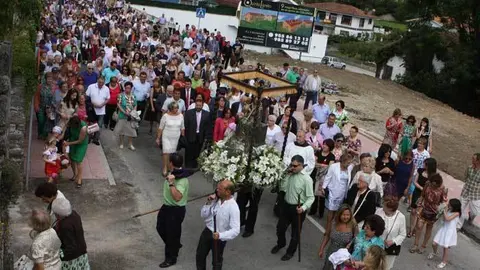 procesion-loreto-colunga.jpg