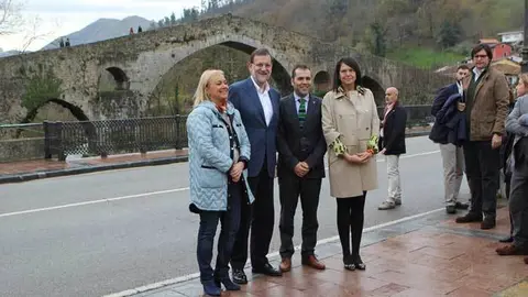 rajoy-cangas-onis-puente-romano.jpg