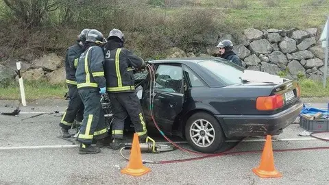 accidente-las-rozas-cangas-de-onis-2.jpg