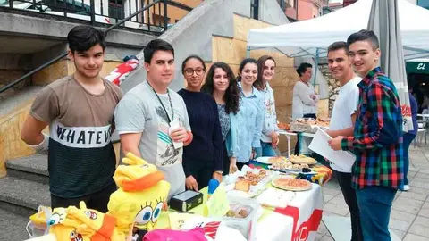 mercau-popular-norena-alumnos.jpg