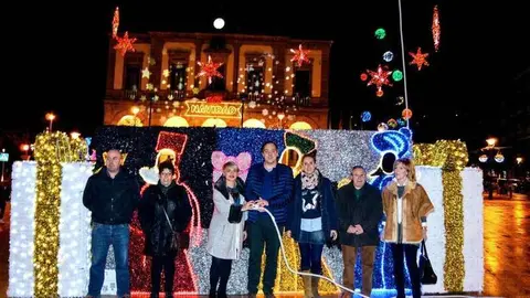 encendido-alumbrdo-navidad-villaviciosa.jpg