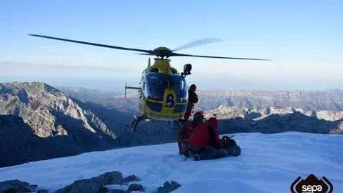 rescate-sepa-cabrales-picos-europa.jpg