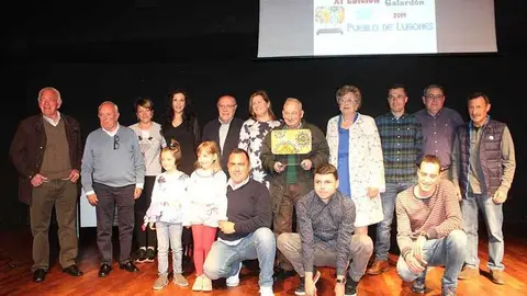 lugones-premio-todossss.jpg