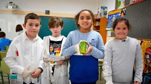 cientificos-colegio-norena-02