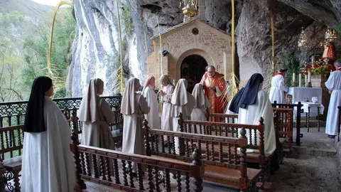 misa-ramos-arzobispo-covadonga-03