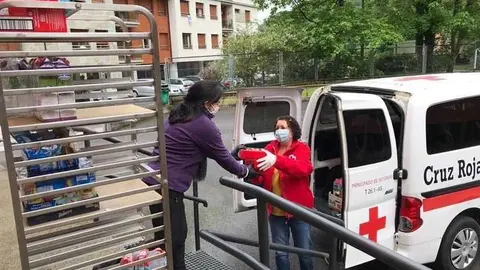 alimentos-cruz-roja-cangas-02