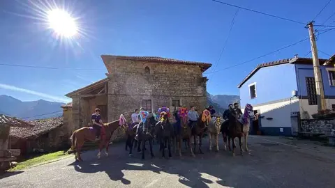 aguinaldo-cazu-mujeres-01