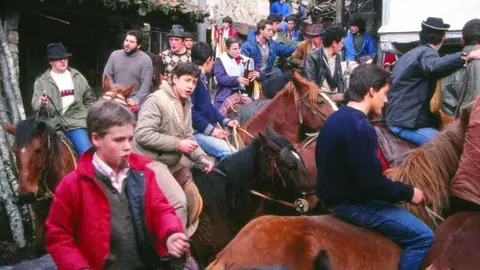 aguinaldo-guirria-ponga-barrena-04