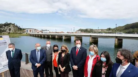 ministra-puente-ribadesella