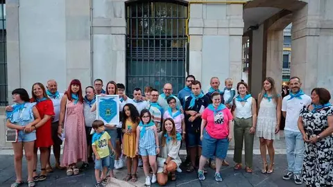 pregon-carmin-nora-01