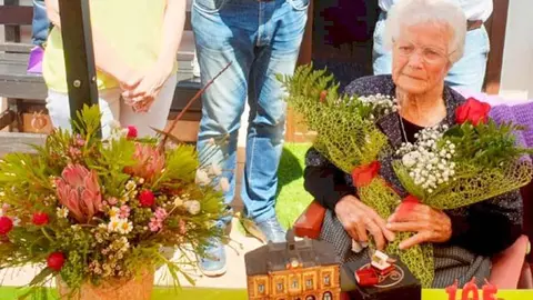 adela-solares-abuela-villaviciosa