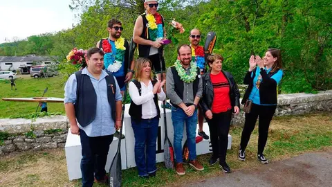 podio-descenso-pilona