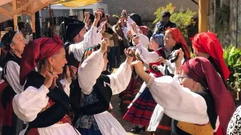 muestra-folklore-cangas-onis