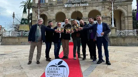 caserinos-brindis-dop-sidra