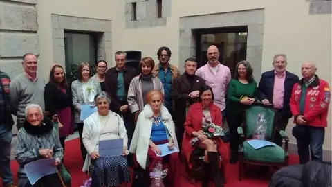 premio-mujer-concejo-llanes