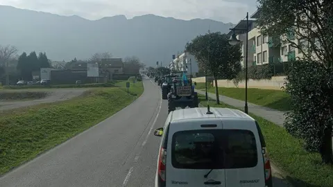 caravana-tractores-llanes