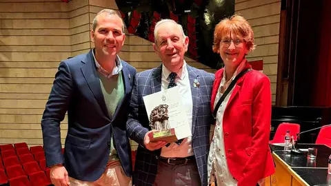 lueje-premio-axuntabense