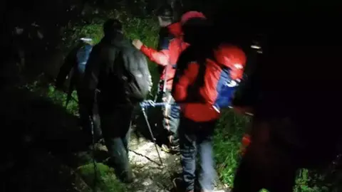 rescate-senderistas-ponga