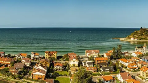 Ribadesella.
Julio Herrera Men&eacute;ndez