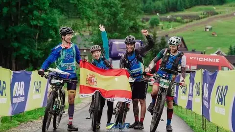 equipo-saltamontes-cangas-onis