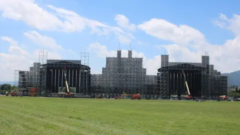 El montaje del escenario Twin lleva unos 20 d&iacute;as de trabajo