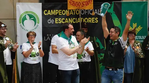 jorge-vargas-escanciadores-nava