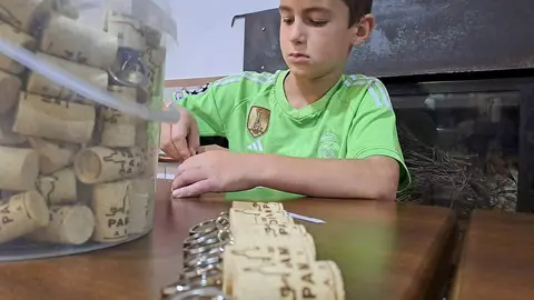 llaveros-corcho-aseigu-cabrales-05