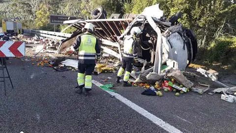 2024.08.17-ACCIDENTE-DE-TRAFICO-EN-COLUNGA-1