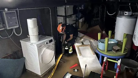 inundacion-sotano-escuelina-cangas-onis