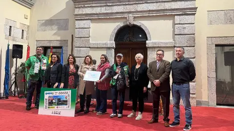 llanes-cupon-once-pueblos-pelicula