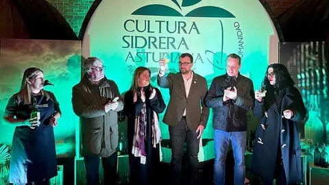 celebracion-cultura-sidrera-llagar-cortina-04