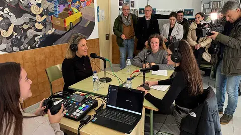 visita-ies-rey-pelayo-llamedo-011