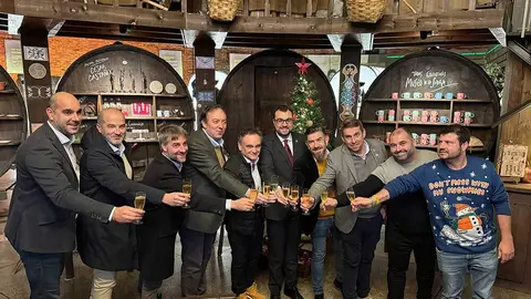 brindis-alcaldes-comarca-sidra-2024