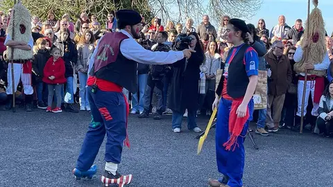 Los Sidros y Les Comedies vuelven a Valdesoto este domingo