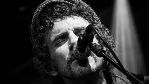 Ivo P&eacute;rez, de Mu&ntilde;eco Vud&uacute;, candidato como Mejor Letrista en los Premios AMAS