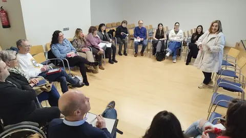Un momento de la reuni&oacute;n de la Comisi&oacute;n (Foto del ayuntamiento de Llanera)