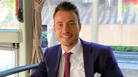 alejandro-huerta-fisio-onis