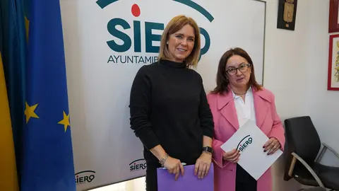 A la izda, Eva Iglesias junto a Eva Montes, t&eacute;cnico de igualdad