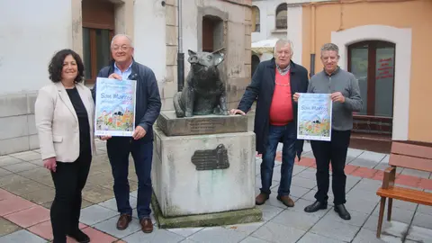 A la izda, Mar&iacute;a Luisa Fonseca, concejala de festejos de Nore&ntilde;a; Alfonso Jaquete, Presidente de la Orden del Sabadiego; Miguel &Aacute;ngel Fuente, Presidente Fundador de la Orden y Miguel Cuesta Viso
