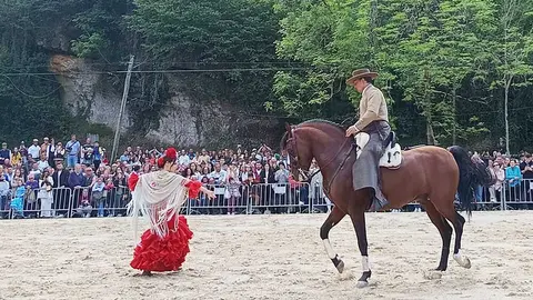 infiesto-duende-ecuestre