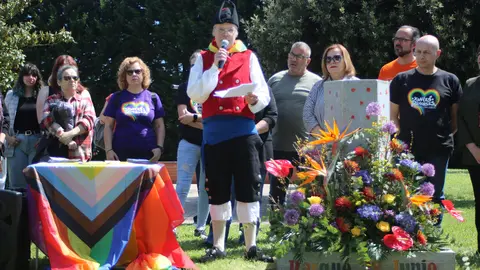 Gustavo Garc&iacute;a, presidente de Xuntes y Diverses, en plena lectura de su discurso