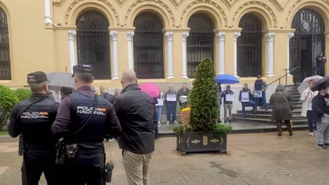 asturias-ganadera-encadenamiento-lobo