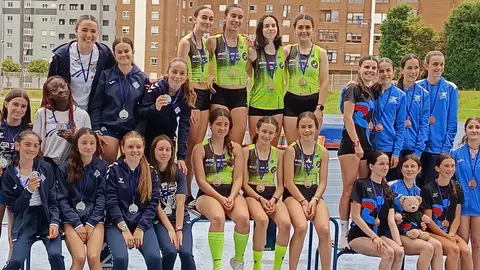 Equipo del Ciudad de Lugones que compiti&oacute; en Avil&eacute;s