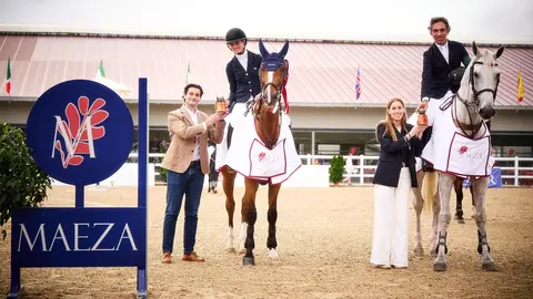 Jonna Ekberg y Armando Trapote, Ganadores Gran Premio MAEZA