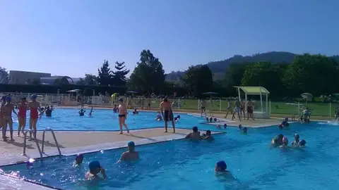 El Principado reformar&aacute; la Piscina La Morgal