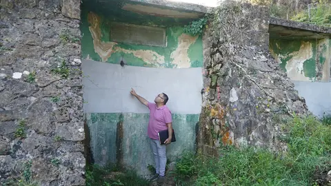 Pergentino Mart&iacute;nez en el lugar de la obra