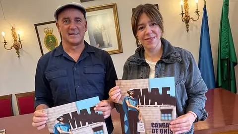 mae-cangas-onis-mercado