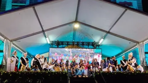 Momento final del fant&aacute;stico preg&oacute;n del FS Rodiles.