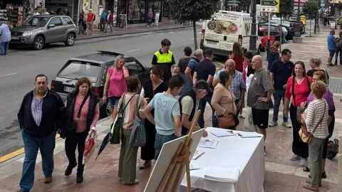 recogida-firmas-cine-colon-cangas-onis