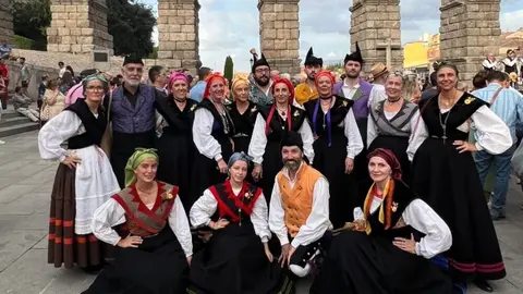 agrupacion-folclorica-picos-europa